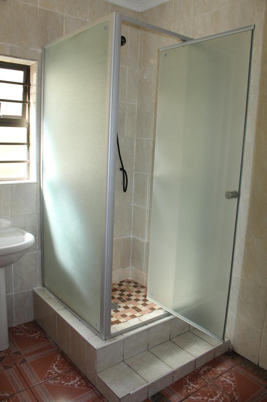 To Let 2 Bedroom Property for Rent in Avondale Western Cape